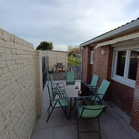 Casa de Férias Belle Maison Avec Jardin, 6 Personnes, Parking Gratuit
