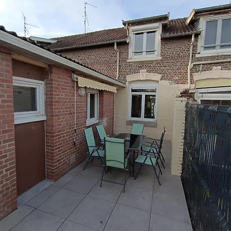Belle Maison Avec Jardin, 6 Personnes, Parking Gratuit