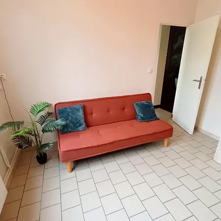 Casa de Férias Belle Maison Avec Jardin, 6 Personnes, Parking Gratuit *