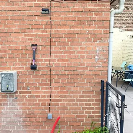 Belle Maison Avec Jardin, 6 Personnes, Parking Gratuit Casa de Férias