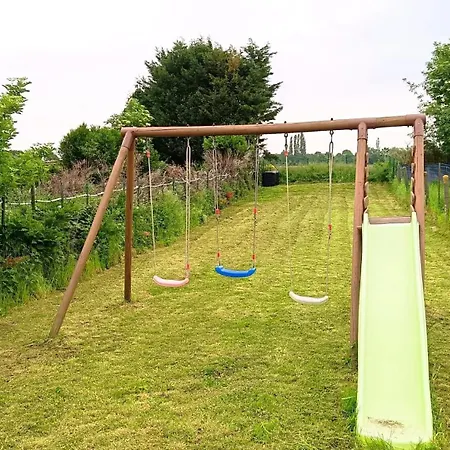 Casa de Férias Belle Maison Avec Jardin, 6 Personnes, Parking Gratuit